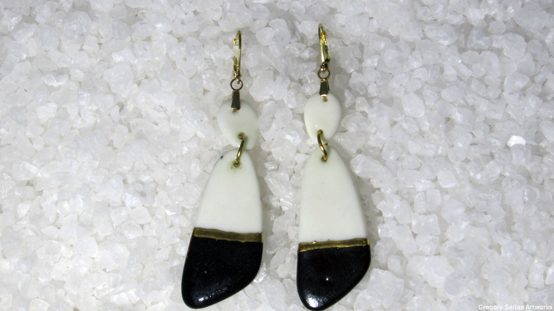 B&W porcelain series earings
